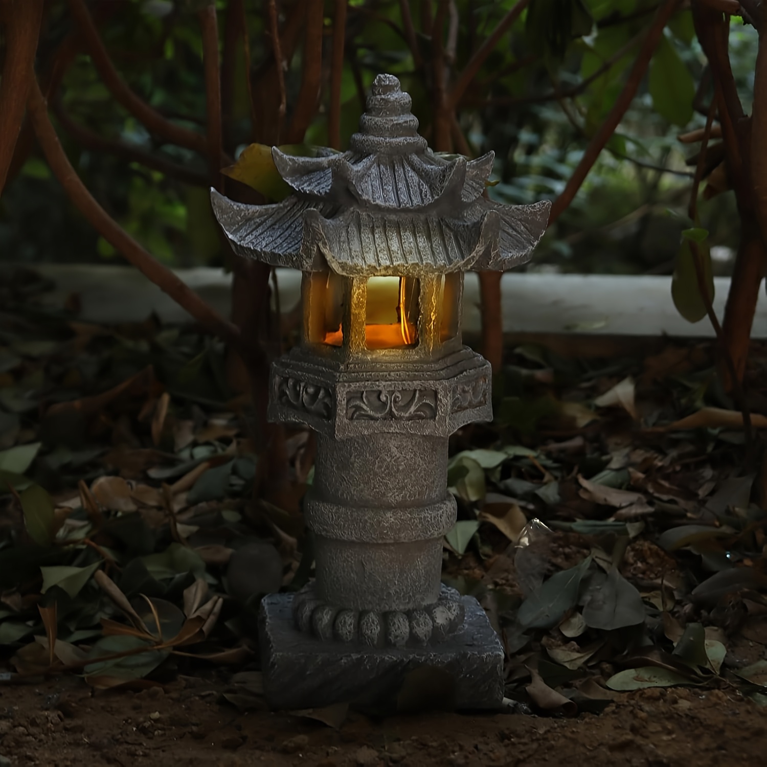 Solar Pagoda Light IPX4, Japan - مراجعة Outdoor Lighting Controller وسعره
