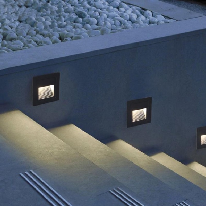 LED Deck Step Light 15Leds IP6 - مراجعة Deck Step Light وسعره